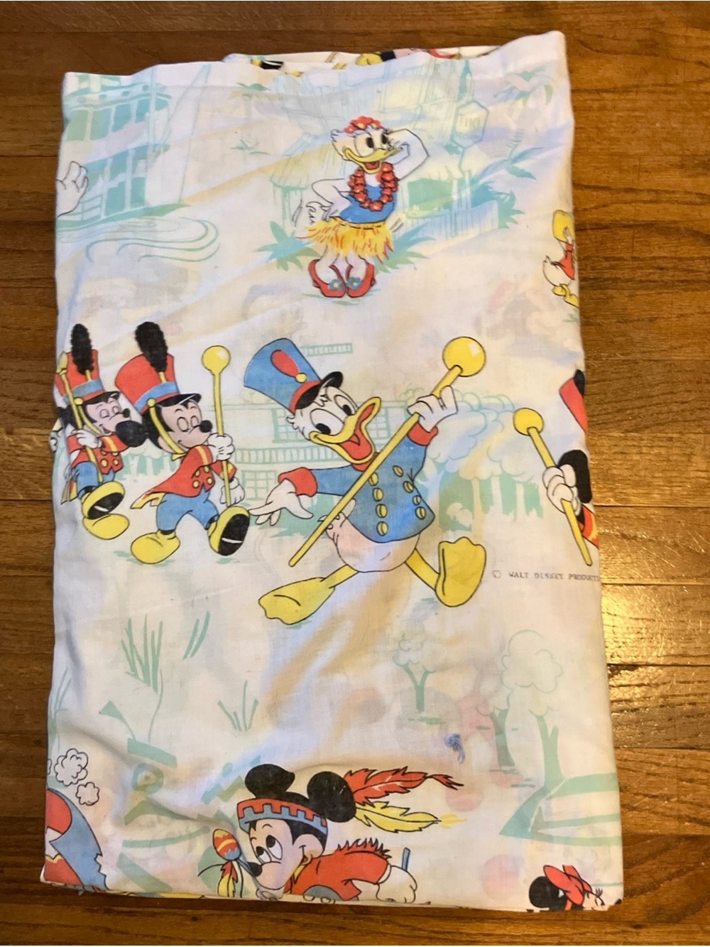 Vintage Disneyland Pacific Frontierland Mickey band Flat Top Sheet Twin Bed